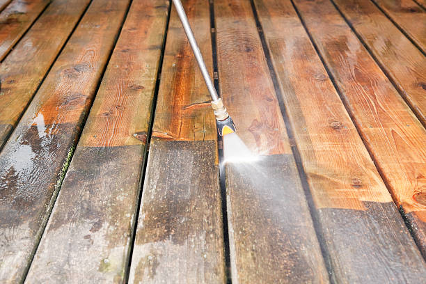 Pressure Washing Services for Businesses in Malibu, CA